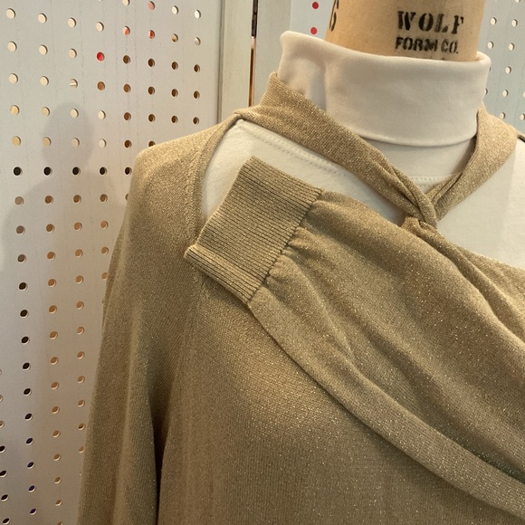 Michael Kors Gold Long Sleeve Dress - Picture 4 of 5